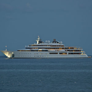 Megayacht für Kreuzfahrten