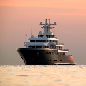 Megayacht für Kreuzfahrten
