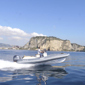 Außenborder-Schlauchboot