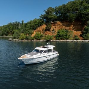 Express-Cruiser / Innenborder 1
