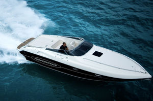 Express-Cruiser / Innenborder