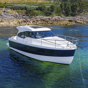 Cabin-Cruiser / Innenborder