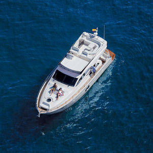Motoryacht für Kreuzfahrten