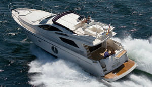 Motoryacht für Kreuzfahrten