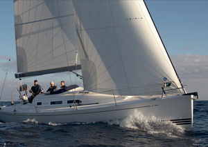 Segelboot für Fahrten- und Regattasegeln