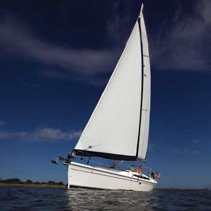 Segelboot für Kreuzfahrten