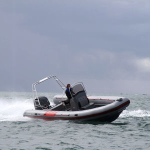 Außenborder-Schlauchboot