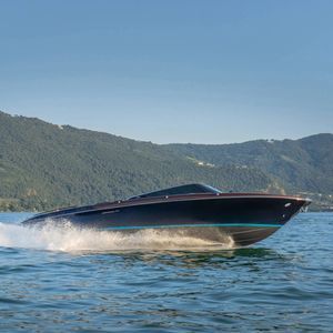Express-Cruiser / Innenborder
