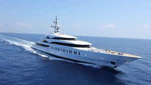 Fahrten-Megayacht