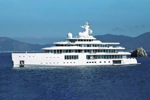 Fahrten-Megayacht