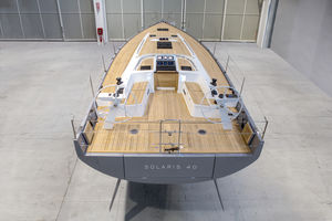 Segelboot für Kreuzfahrten
