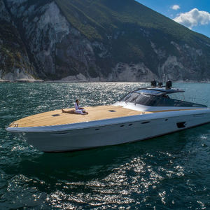 Sport-Motoryacht