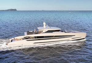 Fahrten-Superyacht / Raised Pilothouse / 7 Kabinen