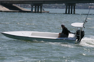 Bass-Boat / Außenborder