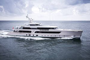 Fahrten-Megayacht