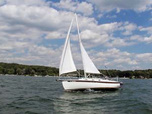 Küstenfahrten-Segelboot 1