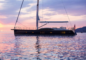 Segel-Yacht / Fahrten / Decksalon / 3 Kabinen / Bugspriet