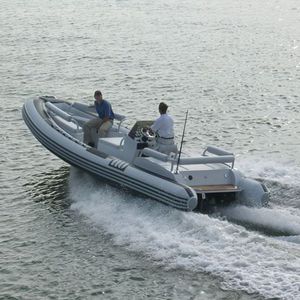 Jetantriebs-Schlauchboot 1