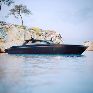 Fahrten-Motoryacht / Hard-top / Shaft-Drive / Gleiter