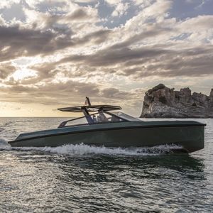 Express Cruiser / Diesel