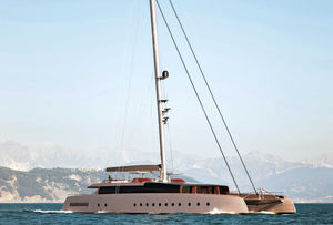 Segel-Superyacht / Katamaran 1