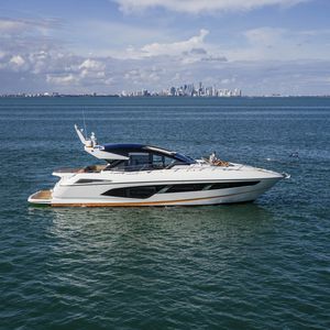 Fahrten-Motoryacht