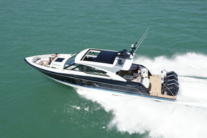 Sport-Motoryacht