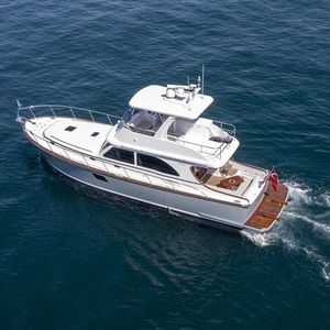 traditionelle Motoryacht 1