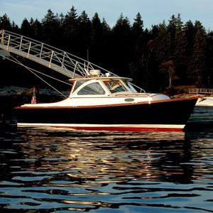 Express-Cruiser / Innenborder 1