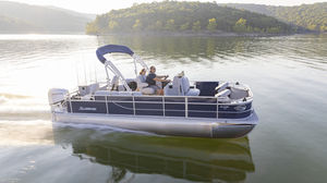 Mehrrümpfer-Pontonboot 1