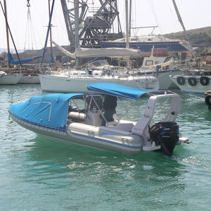 Außenborder-Schlauchboot 1