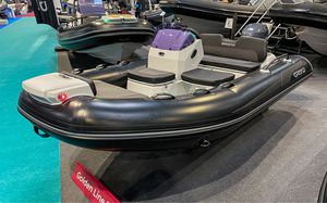 Außenborder-Schlauchboot