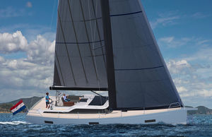 Segelboot für Kreuzfahrten