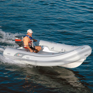 Außenborder-Schlauchboot