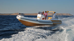Außenborder-Schlauchboot