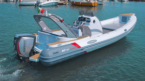 Außenborder-Schlauchboot