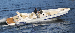 Innenborder-Schlauchboot 1