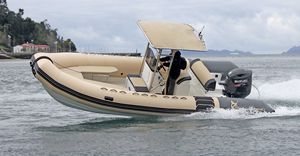 Boot für Freizeit-Wassersportcenter