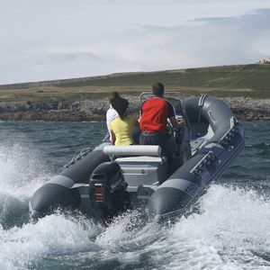 Taucherbasisboot Berufsschiff
