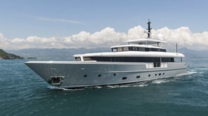 Fahrten-Superyacht