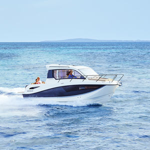 Cabin-Cruiser / Innenborder