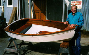 Traditionelles Ruderboot