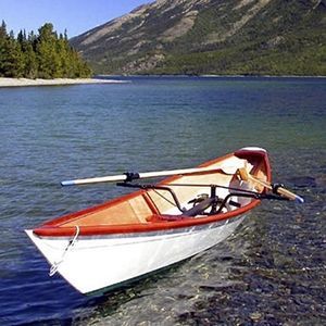 Traditionelles Ruderboot