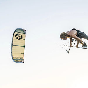 Kitesurf-Kite / C-shape