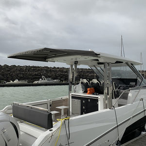 Sonnenmarkise für Motorboote 1