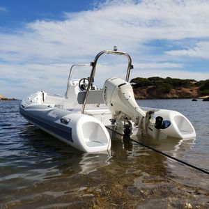 Außenborder-Schlauchboot 1