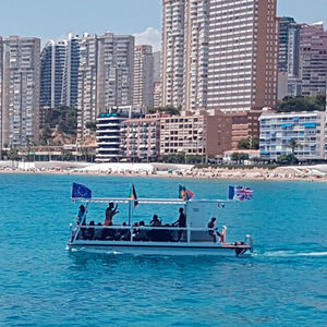 Außenborder-Pontonboot 1