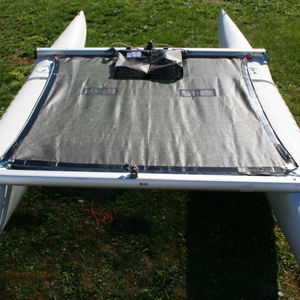 Trampolin für Mehrrumpfboote