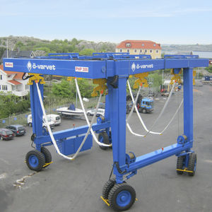 ferngesteuerter Travellift 1