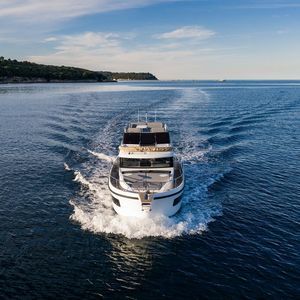 Express-Cruiser / Innenborder